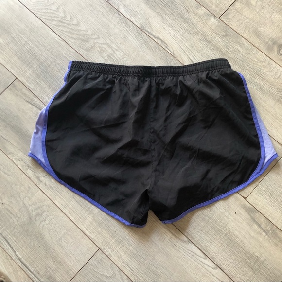 Nike‎ shorts size medium - Picture 3 of 3